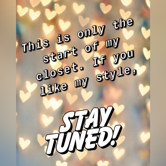 Ladies Black and White Polkadot blouse, Size Small, Crisscrossed detail on front - Picture 7 of 7